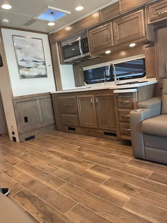 2024 Entegra Coach Reatta XL Motorized Class A