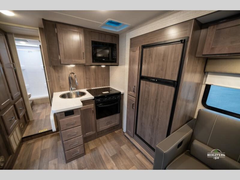 2024 Winnebago Minnie Winnie Motorized Class C