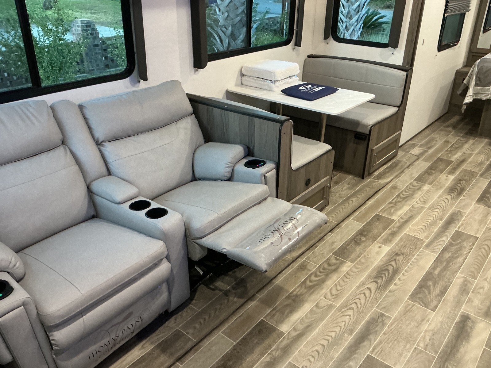 2025 Gulf Stream 258RB Luxury Series 258RB