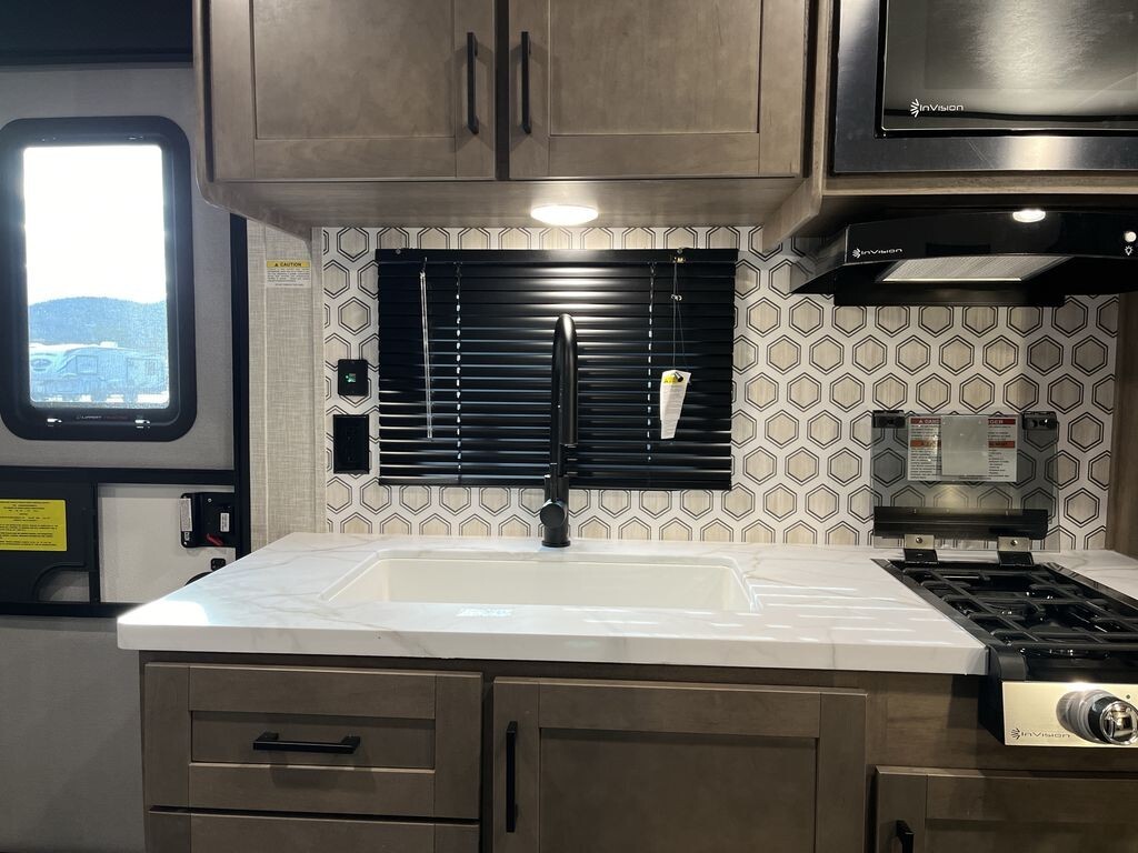 2025 Starcraft Autumn Ridge Single Axle