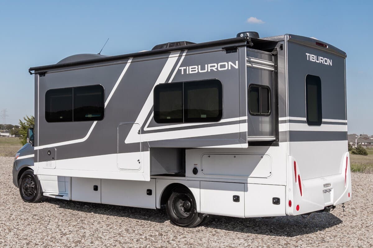 2025 Thor Motor Coach Tiburon