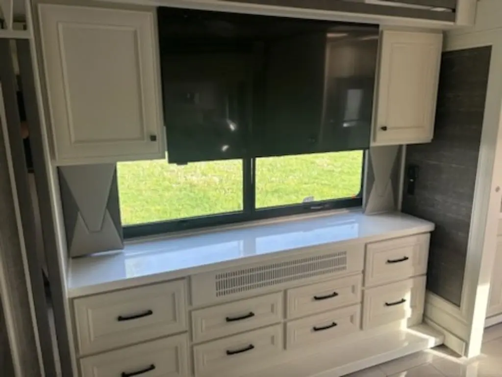 2025 Tiffin Motorhomes Allegro Bus Class A Motorhome