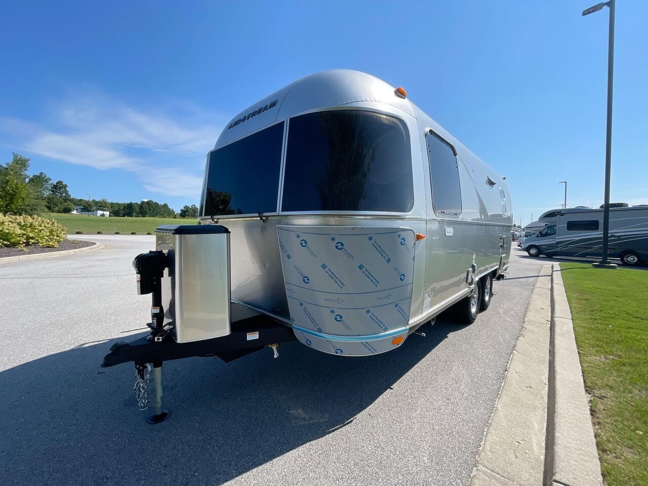 2026 Airstream Flying Cloud