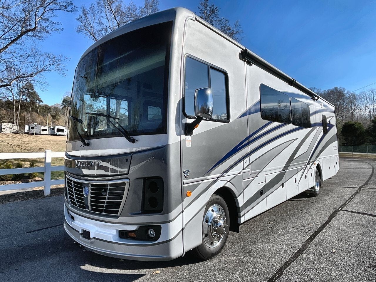 2026 Holiday Rambler Vacationer