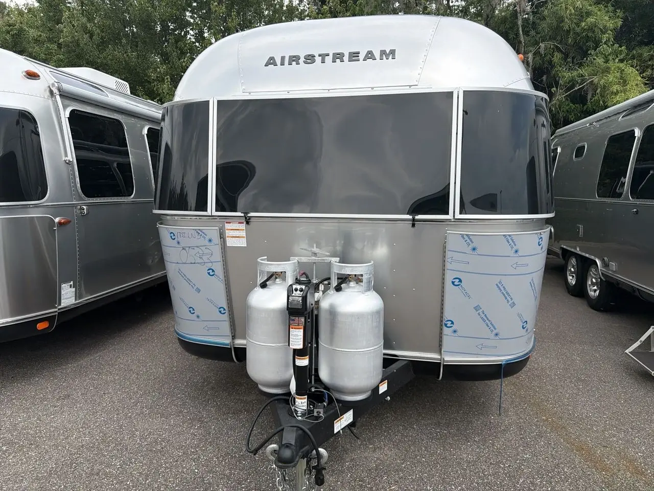 2027 Airstream Classic