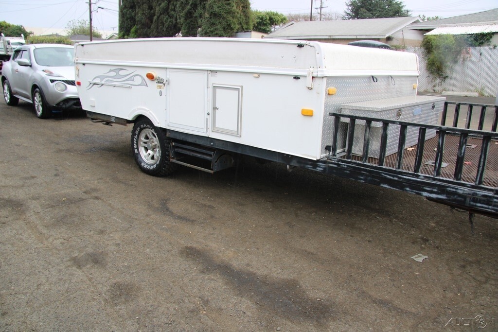 2009 Palomino Banshee Pop Up Pop-Up