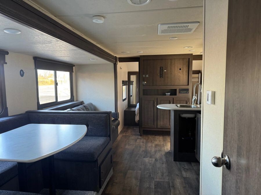 2019 Forest River 282 QBXL TT FOREST RIVER 282QBXL 1 SLIDE