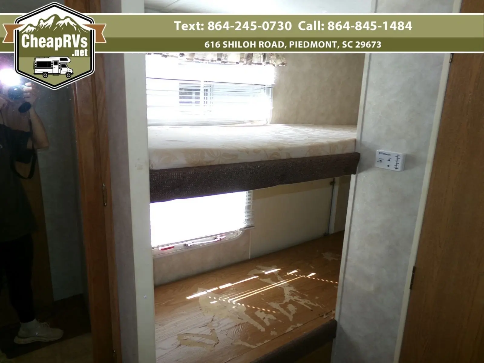 2004 Keystone springdale 295b Travel Trailer