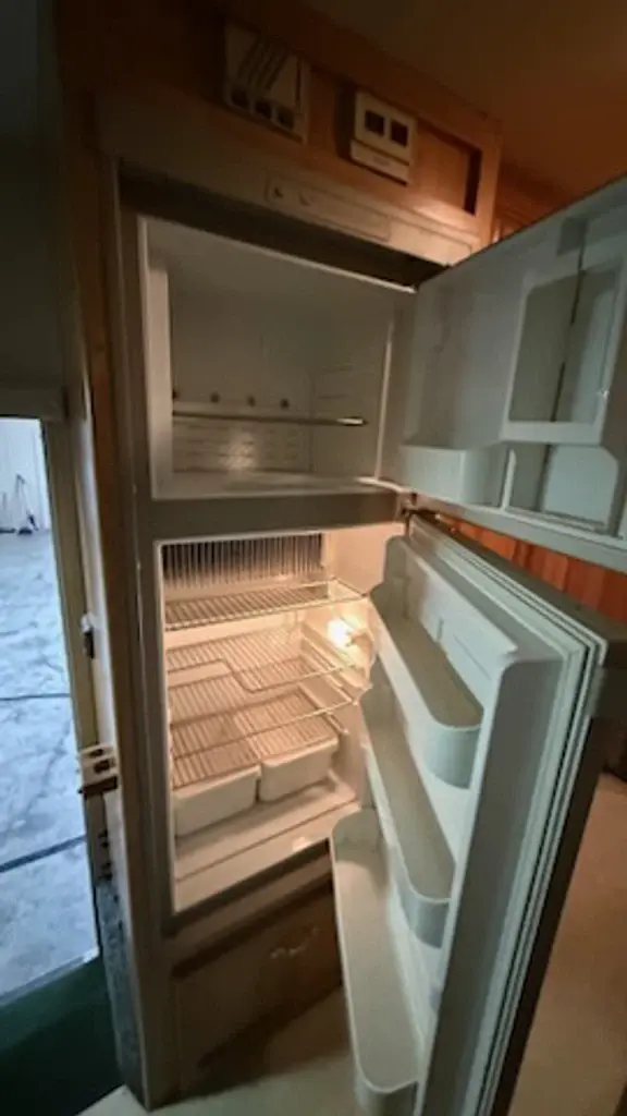 1999 Coachmen Leprechaun Class C Motorhome