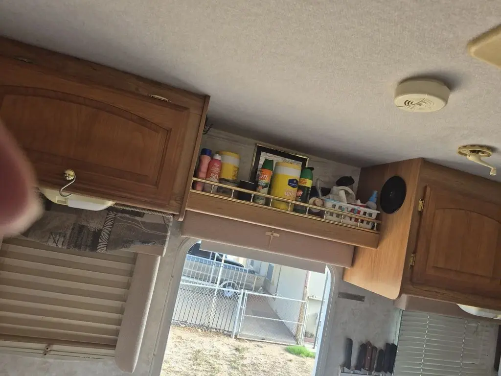 2002 Georgie Boy Landau Class A Motorhome