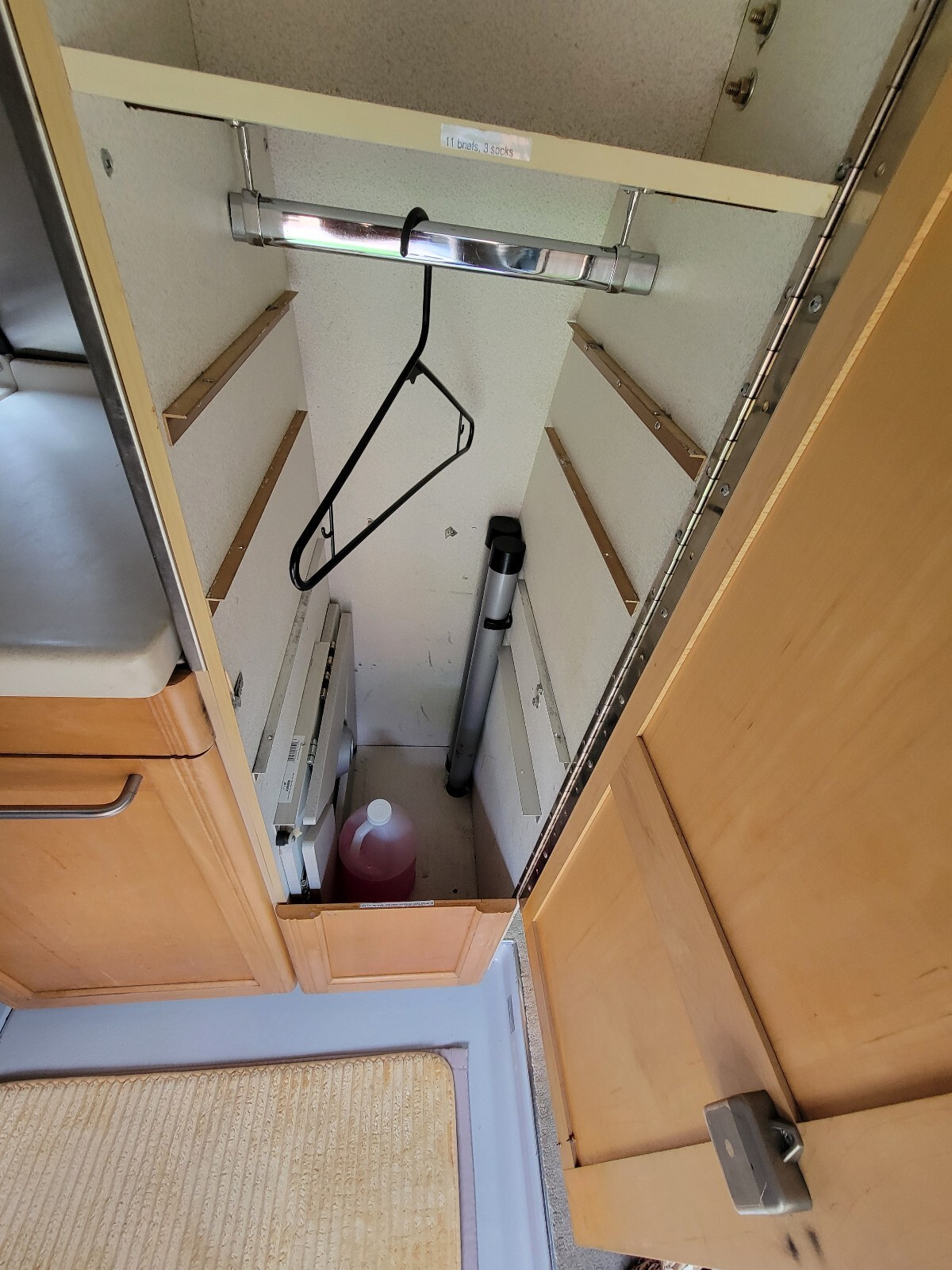 2004 Roadtrek 190 POPULAR CLASS B