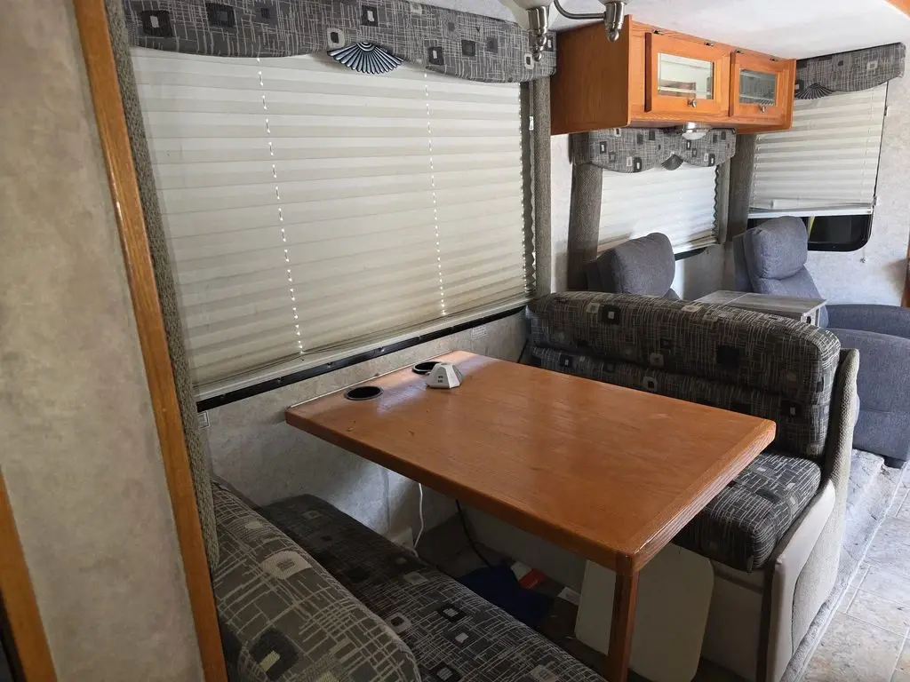 2006 Gulf Stream Crescendo Class A Motorhome
