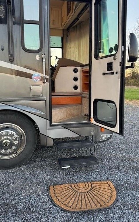 2006 Gulf Stream Tourmaster 40A Motorized Class A