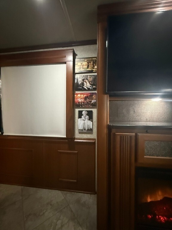 2010 Winnebago Tour Motorized Class A