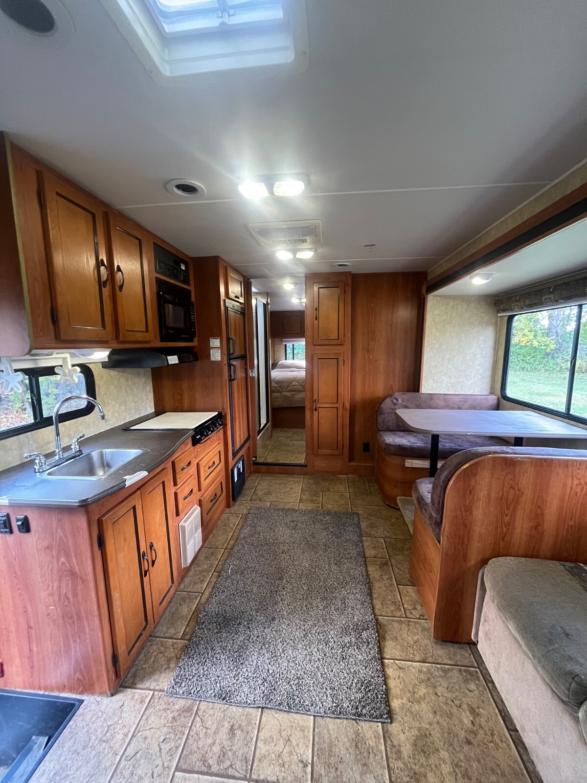 2011 Coachmen motorhome