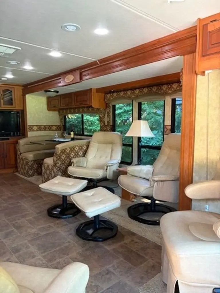 2011 Coachmen Sportscoach Class A Motorhome