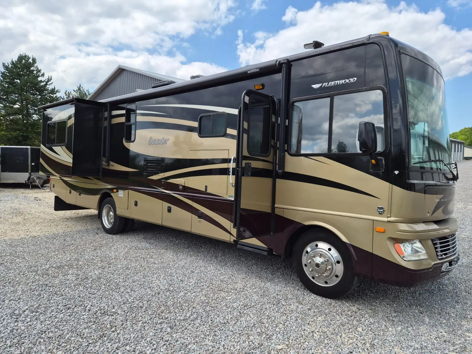 2012 Fleetwood 35K Motorized Class A