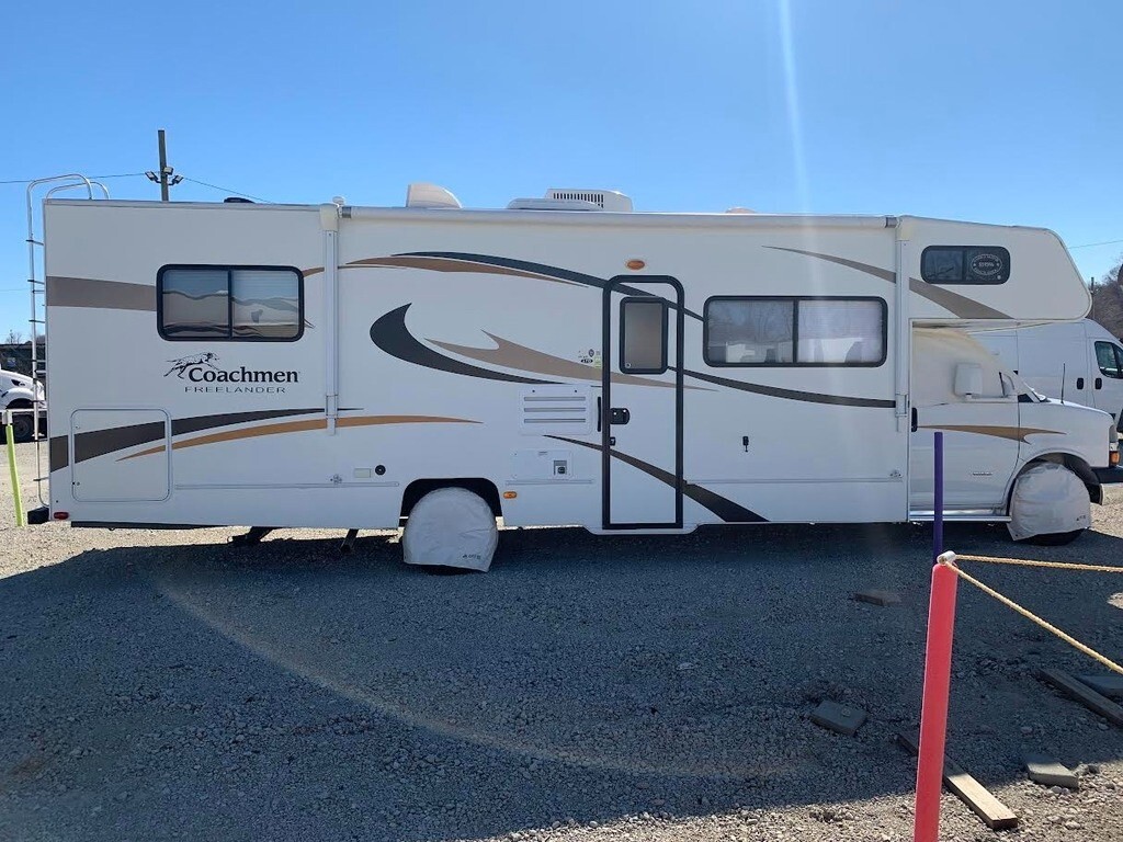 2012 Coachmen Freelander Motorized Class C