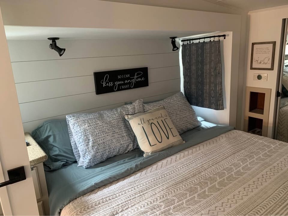 2012 Heartland Bighorn Fifth Wheel