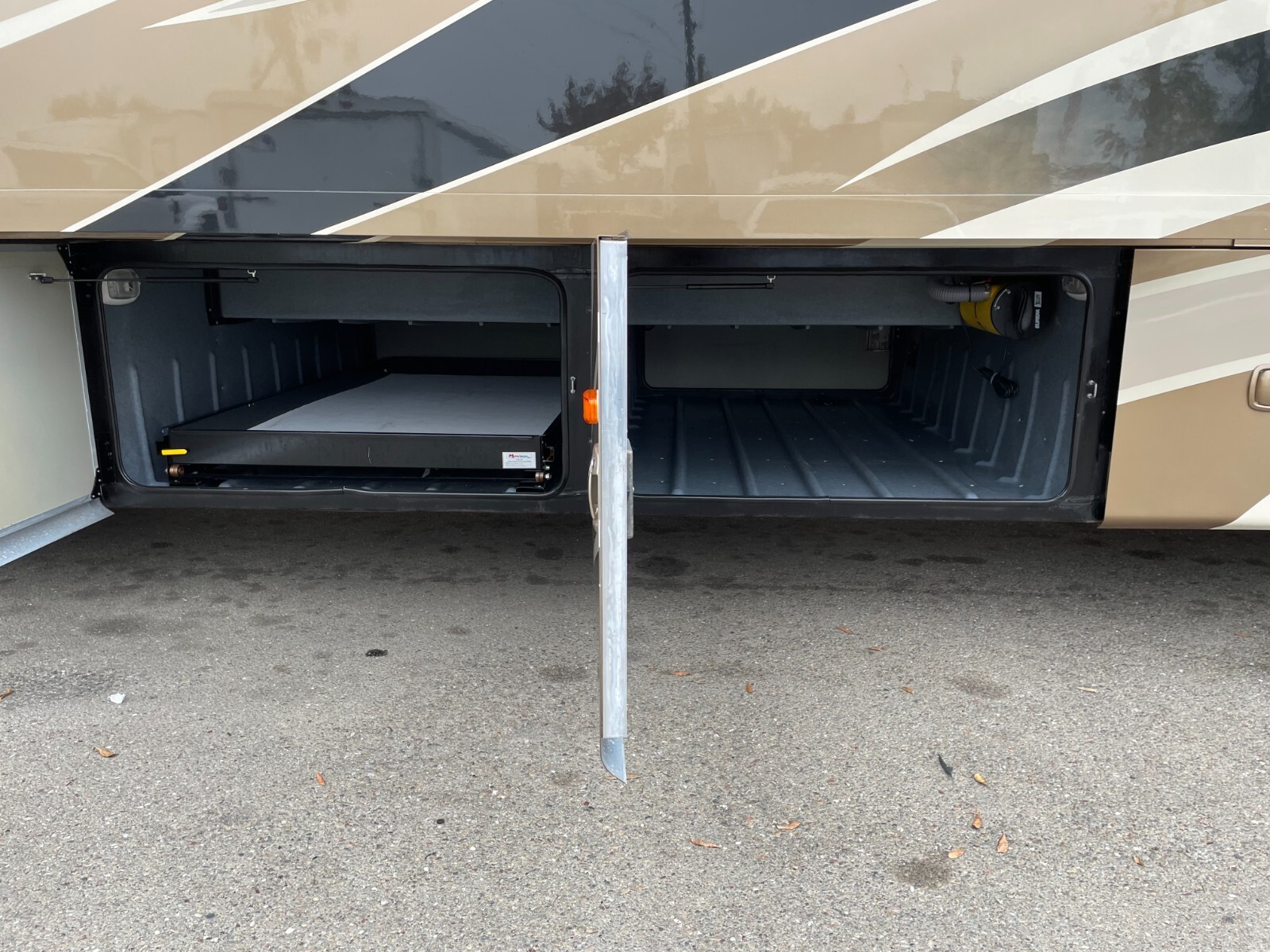 2012 Holiday Rambler Endeavor