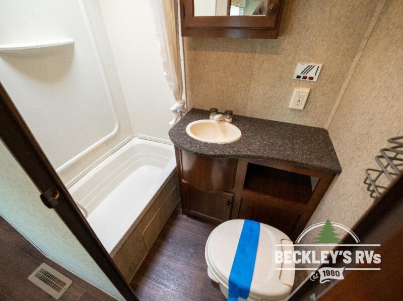 2013 Heartland Pioneer Travel Trailer