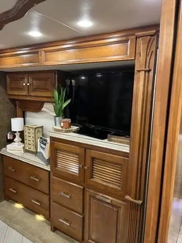 2014 Tiffin Motorhomes Allegro Bus Motorized Class A