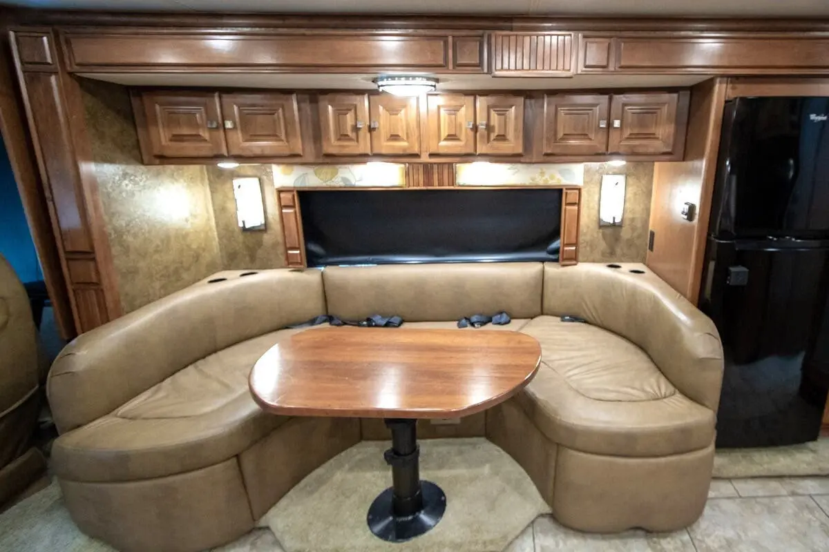 2015 Tiffin Motorhomes Allegro Breeze