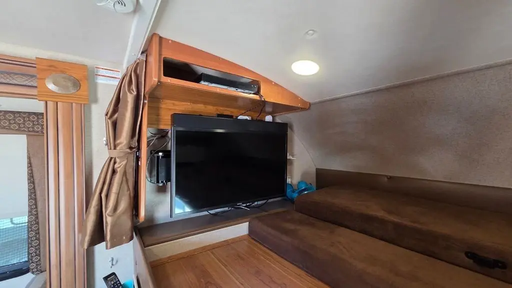 2016 Jayco Greyhawk Class C Motorhome