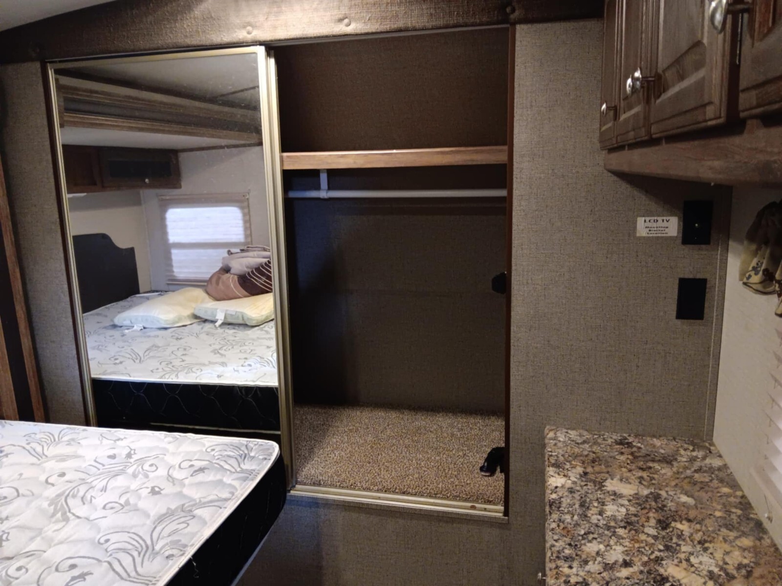 2016 Thor Cougar Xlite