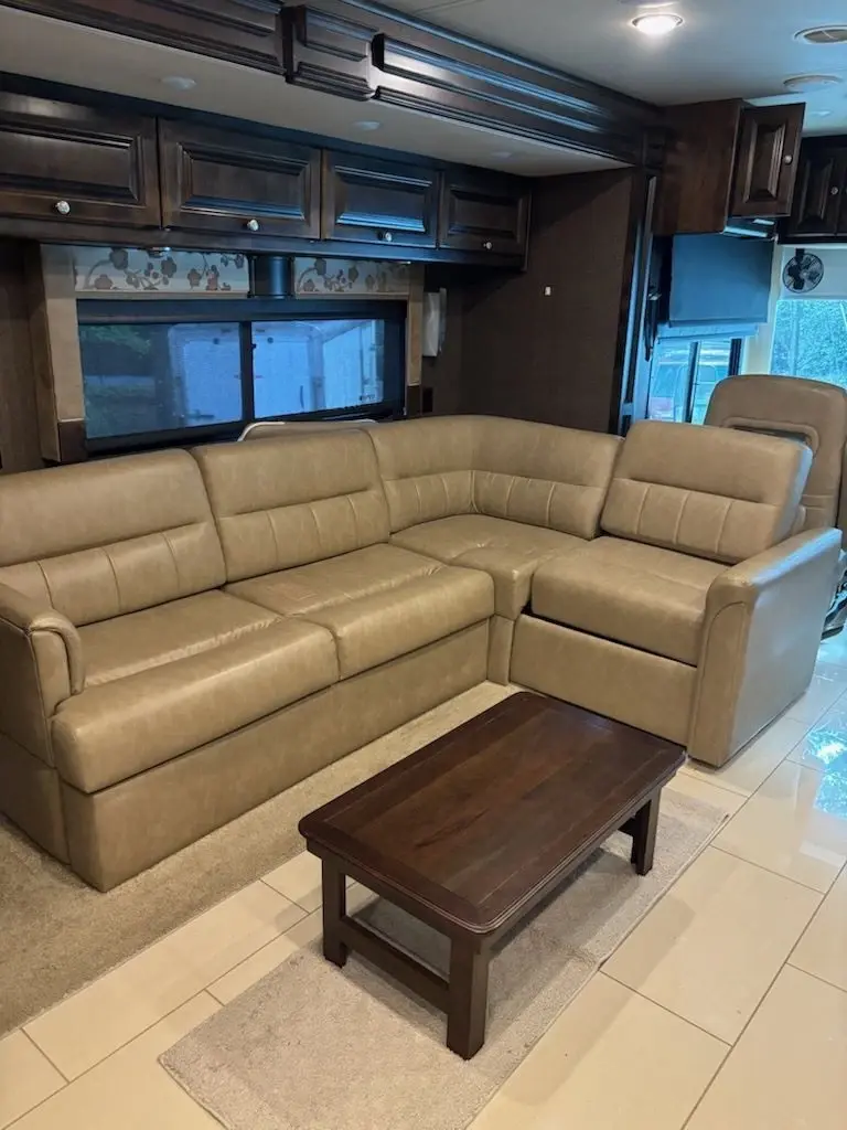 2016 Tiffin Motorhomes Allegro Red Class A Motorhome