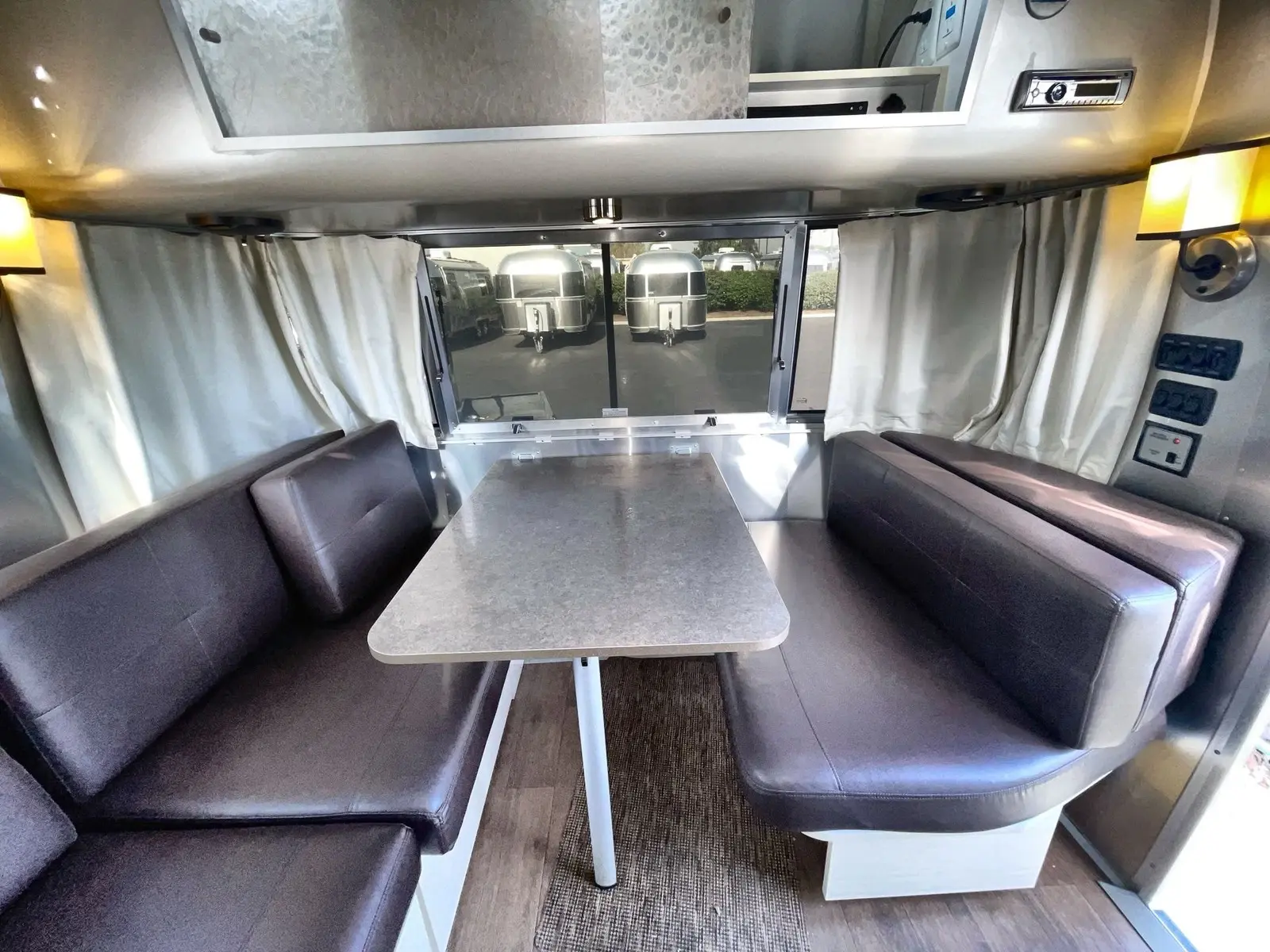 2017 Airstream International Serenity