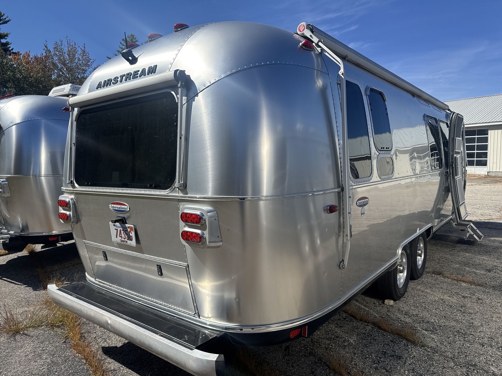 2017 Airstream International Serenity
