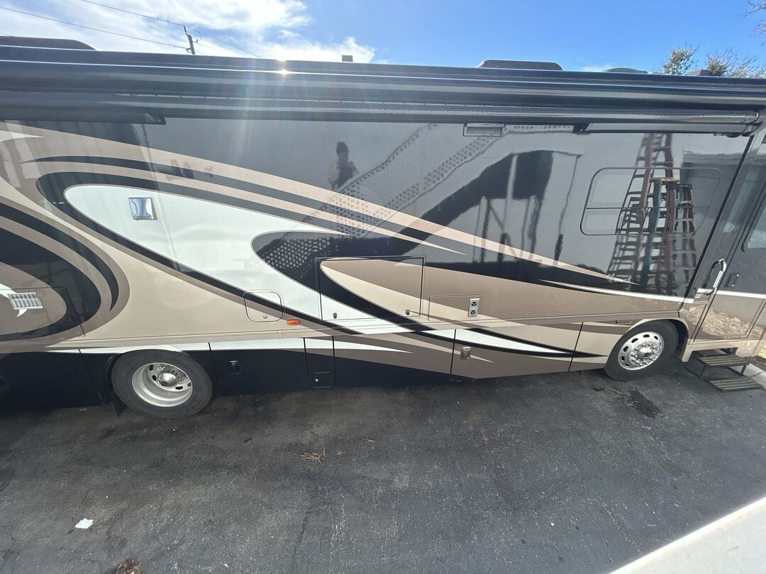 2017 Winnebago Journey