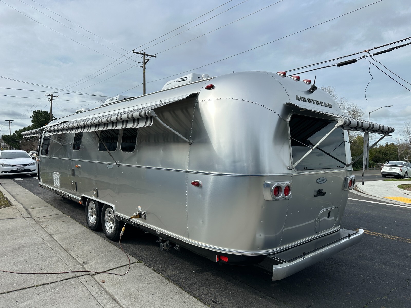 2018 Airstream Classic 33FB