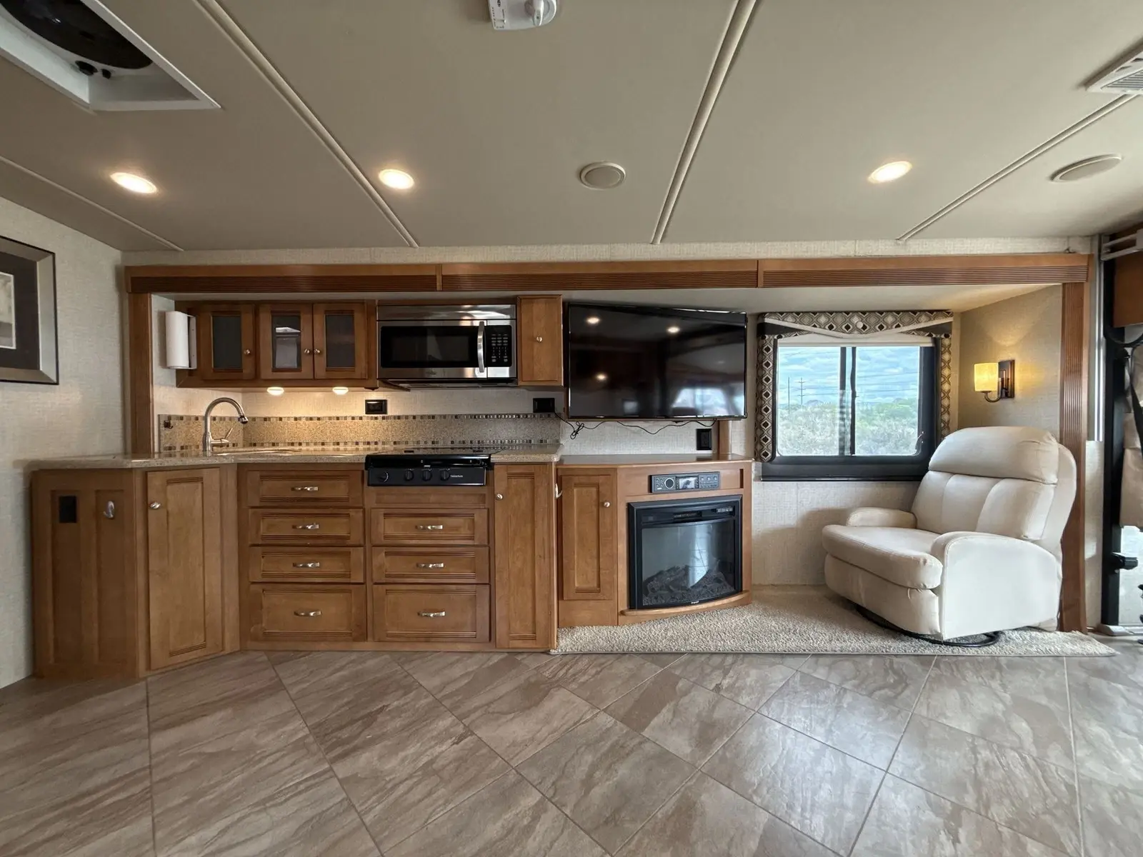 2018 Winnebago Sightseer