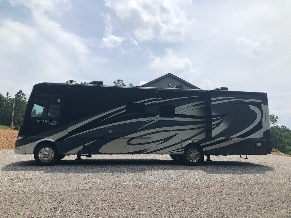 2019 Coachmen Mirada Motorized Class A
