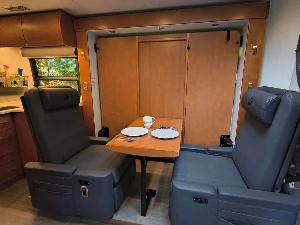 2019 Leisure Travel Van Unity Class C Motorhome