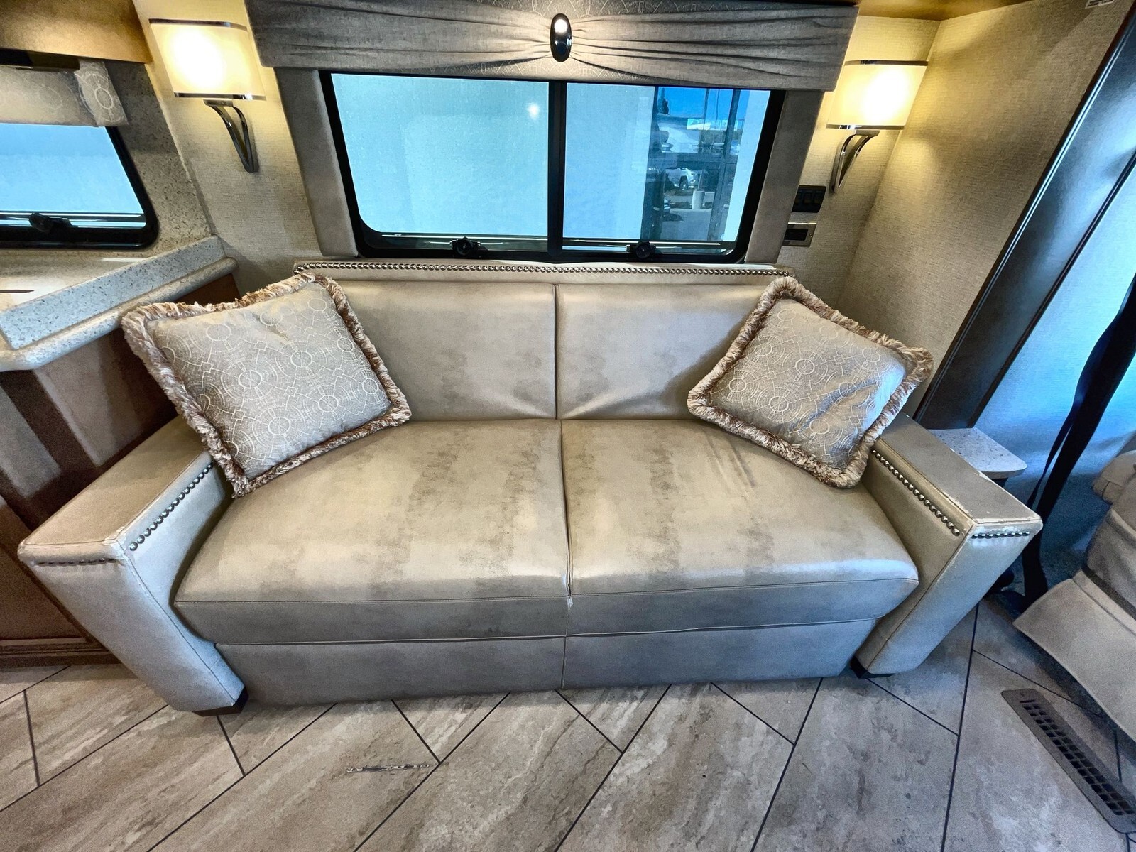 2019 Newmar Bay Star