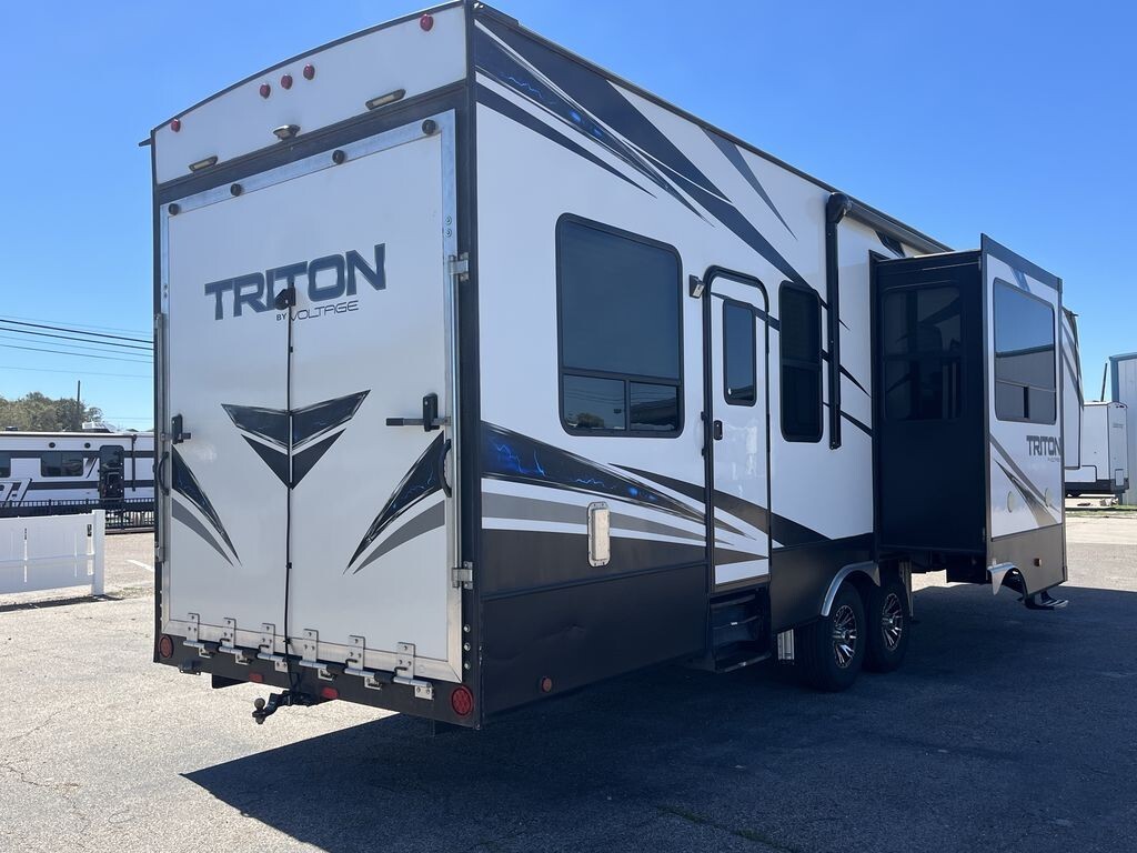 2020 Dutchmen Voltage Triton