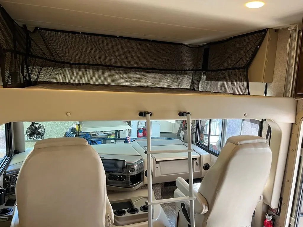 2020 Thor Motor Coach Miramar Class A Motorhome