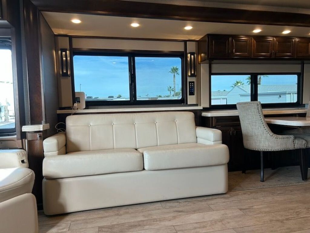 2020 Tiffin Motorhomes Allegro Bus Class A Motorhome