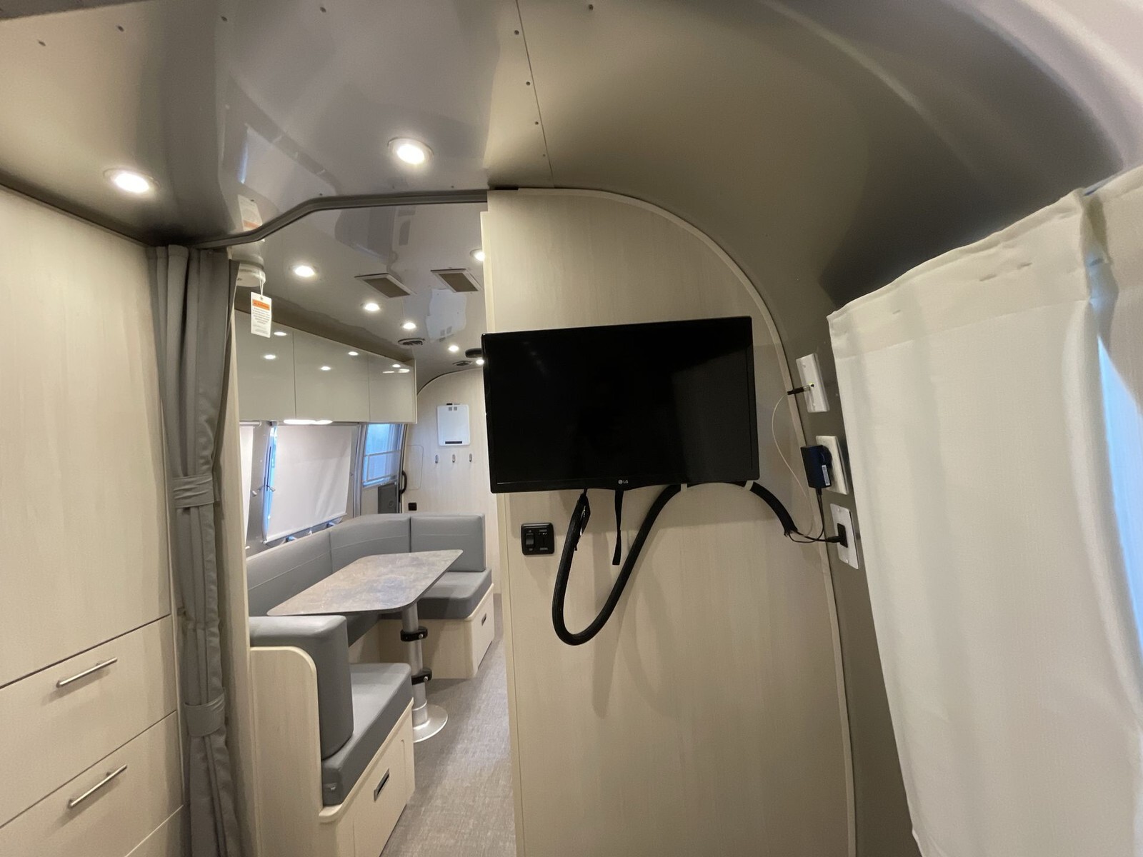 2021 Airstream Flying Cloud