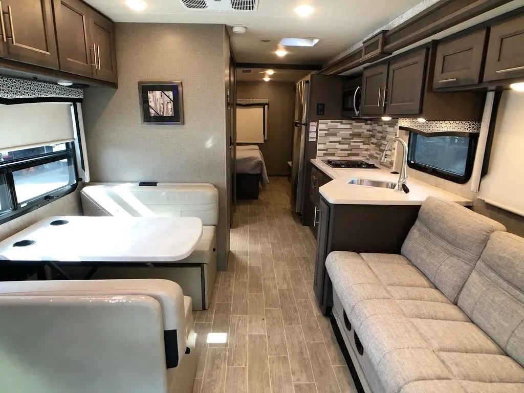 2021 Thor Motor Coach Omni