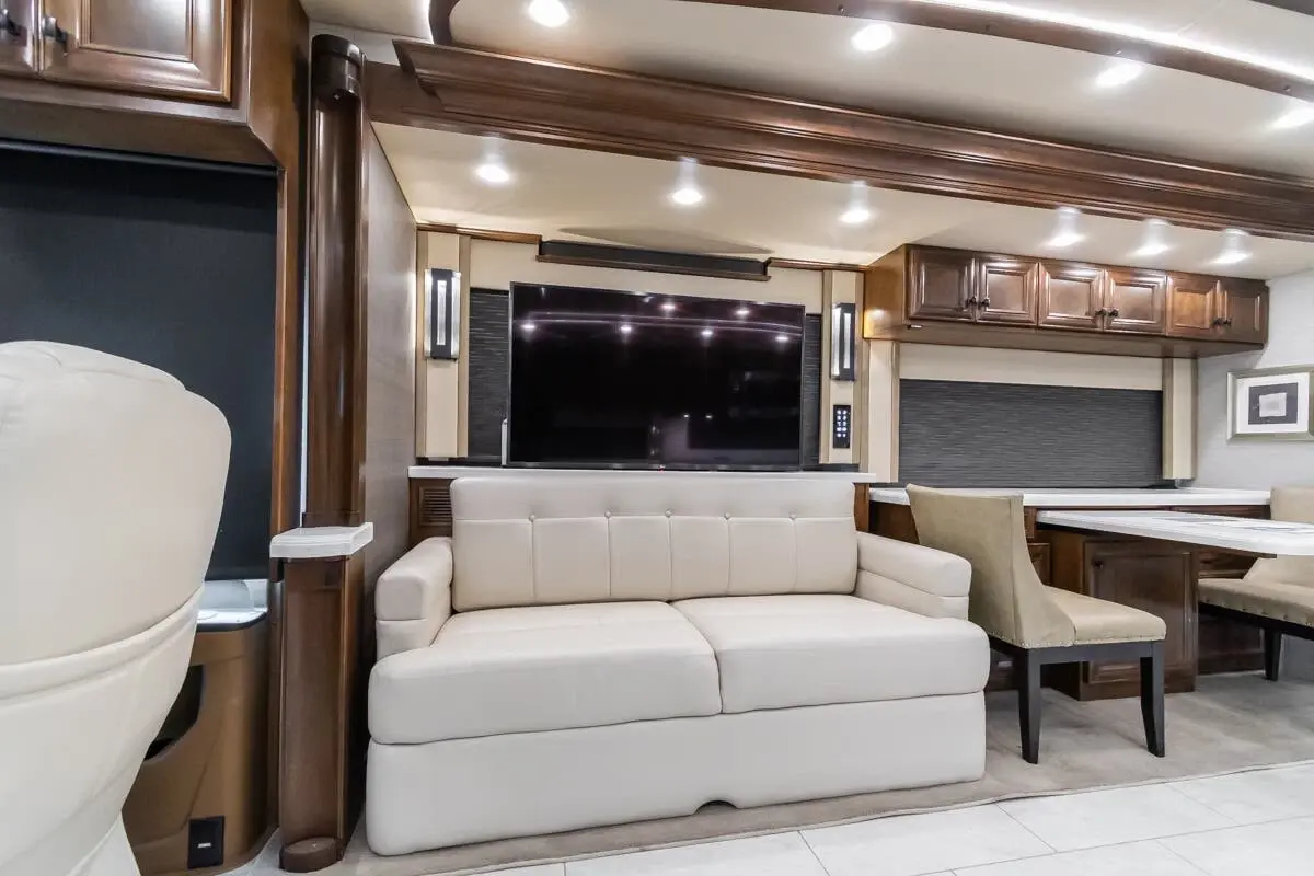 2021 Tiffin Motorhomes Allegro
