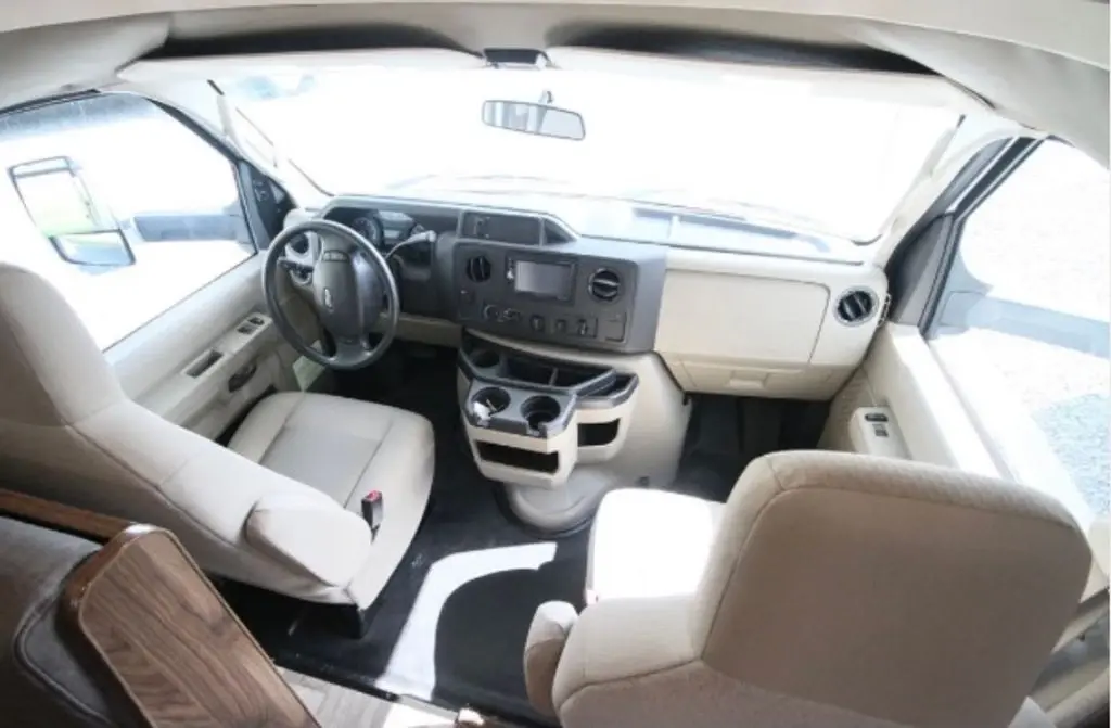 2021 Winnebago Outlook Class C Motorhome