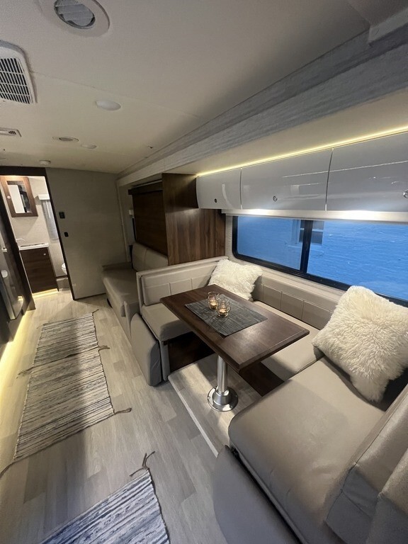 2021 Winnebago View Motorized Class C