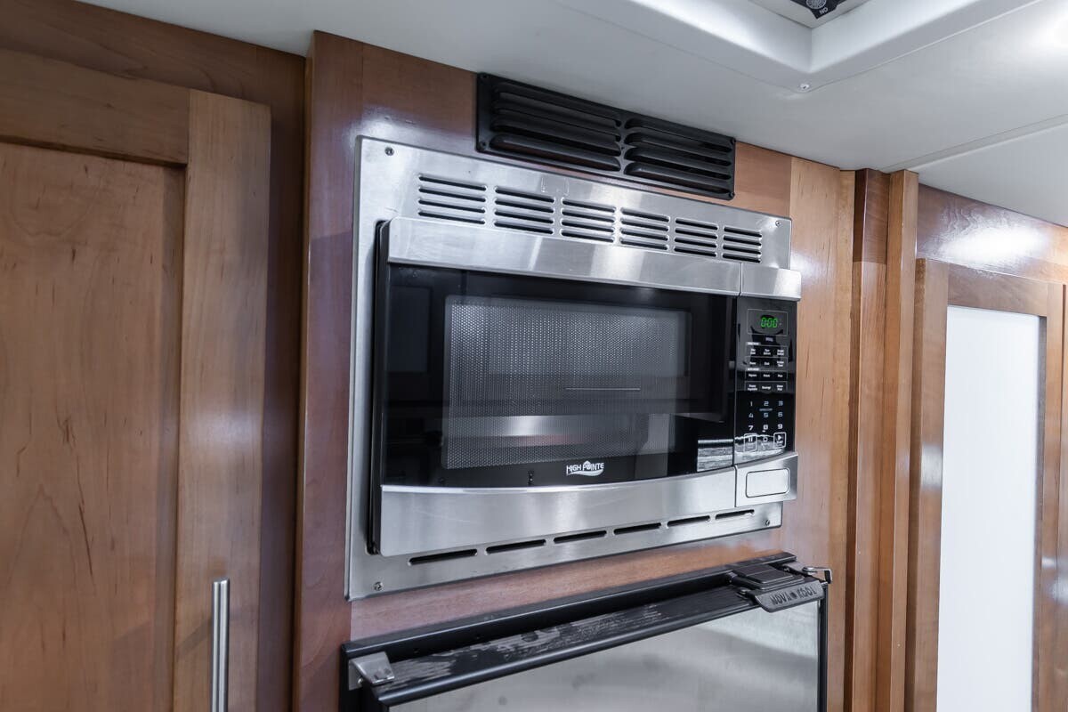 2022 Coachmen Beyond