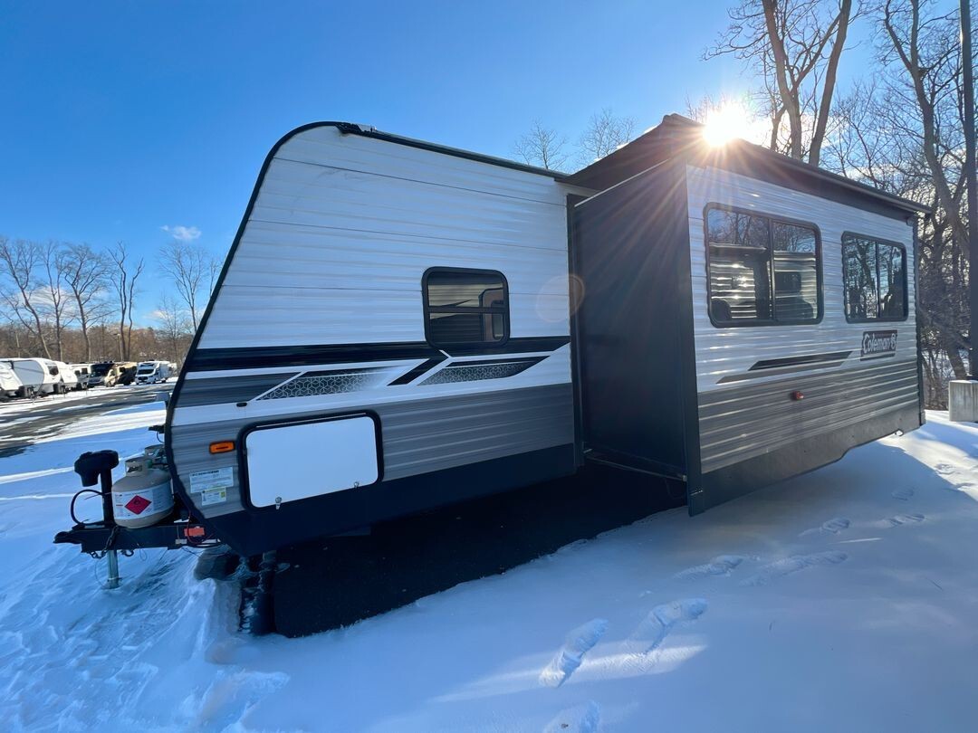 2022 Coleman LANTERN SERIES