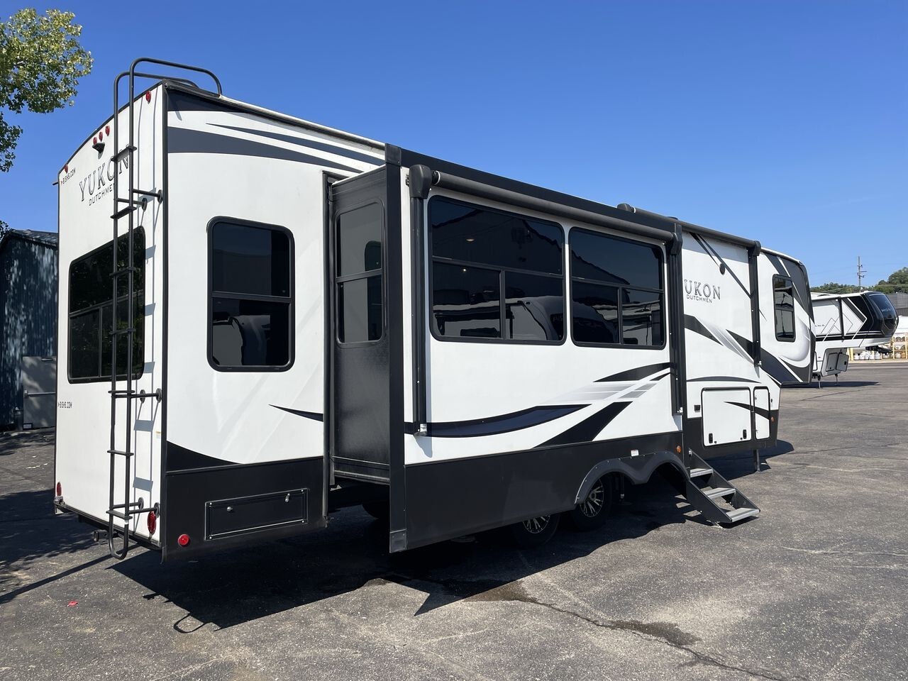 2022 Dutchmen Yukon