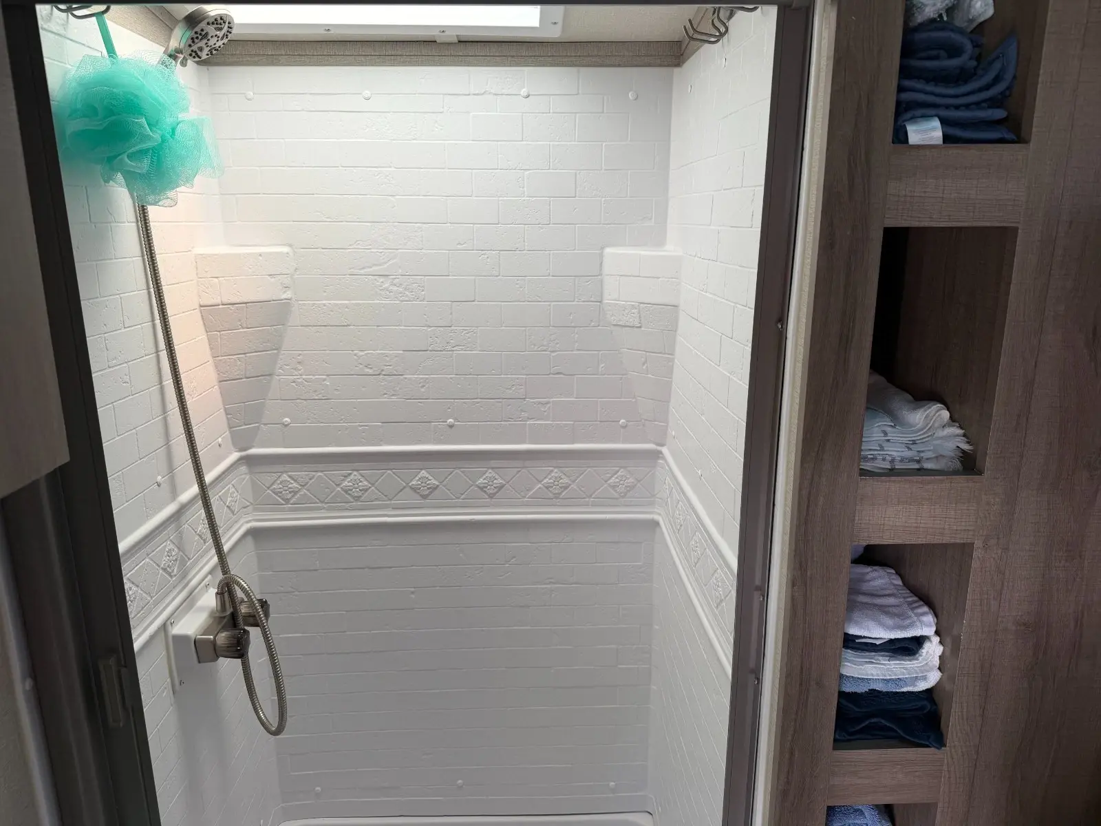 2022 Grand Design Imagine Travel Trailer